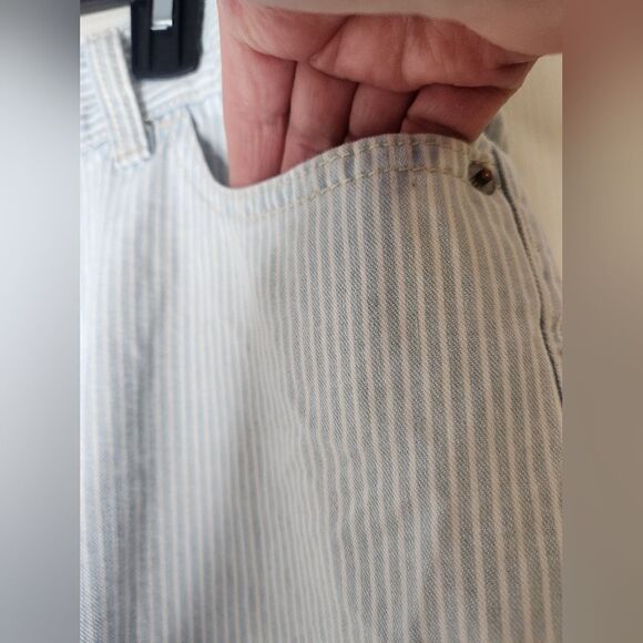 Old Navy Boyfriend 12 StripedBlueWhite FullLength 100%Cotton Pockets Women Pants - Picture 6 of 8